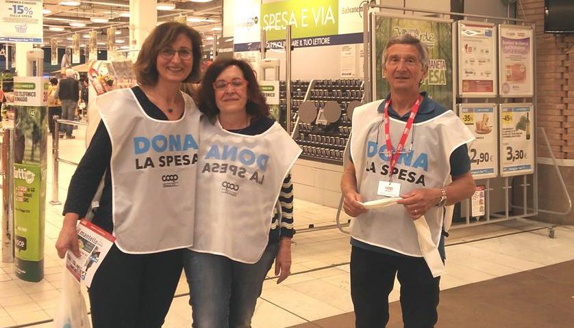 dona-la-spesa-ipercoop-le-mura