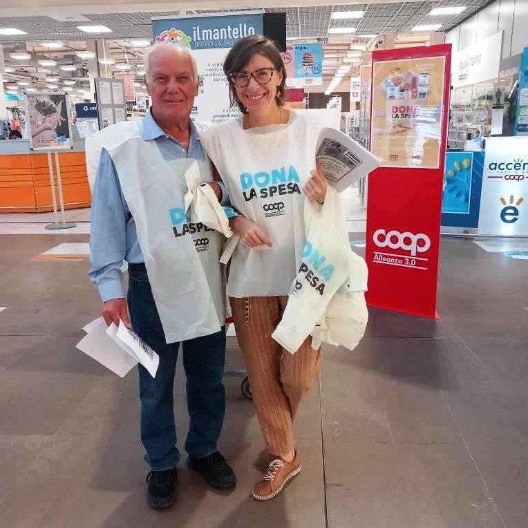 20231014 Dona la Spesa Coop Il mantello (5)
